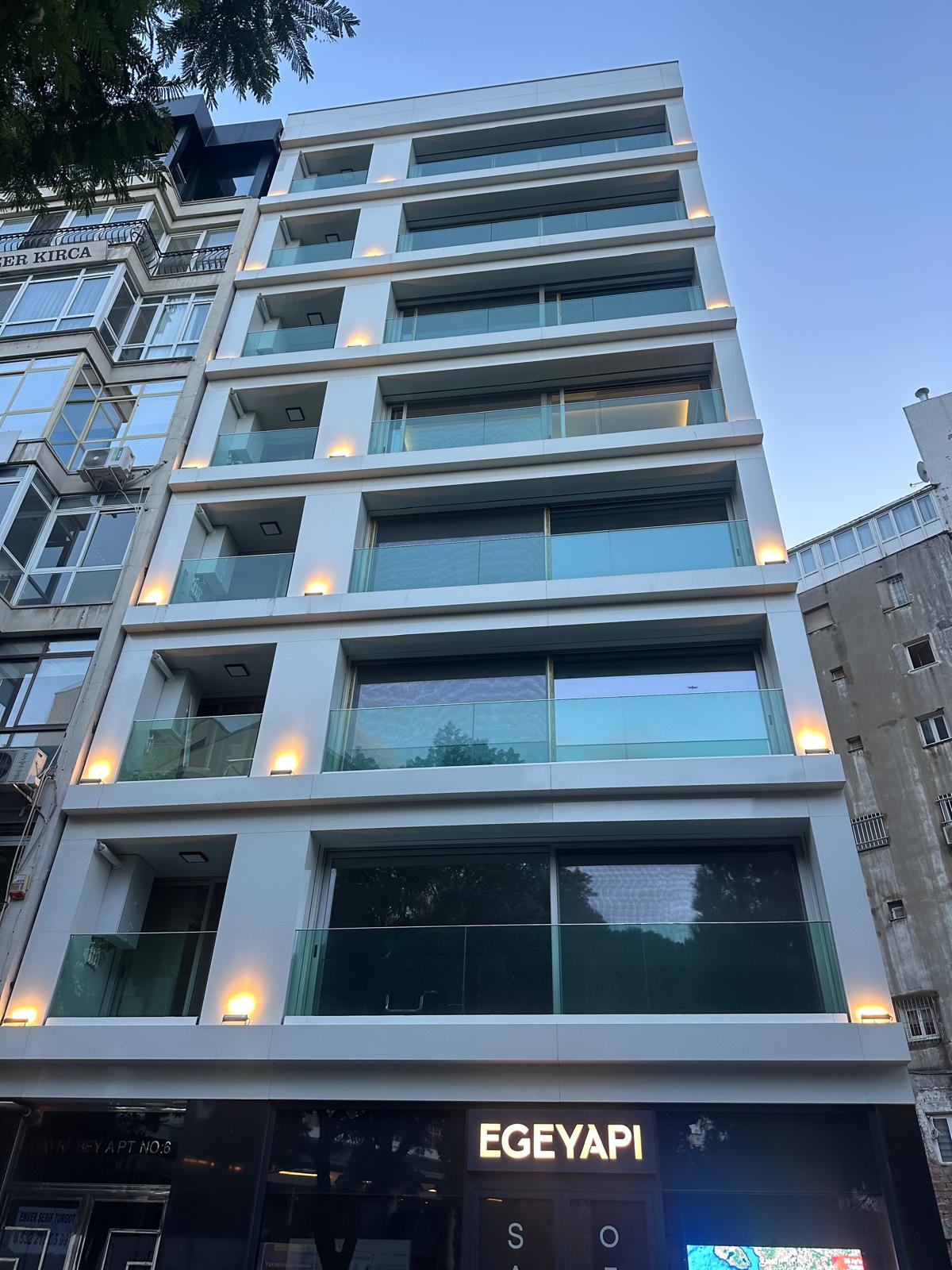 Hayri Bey Apartmanı